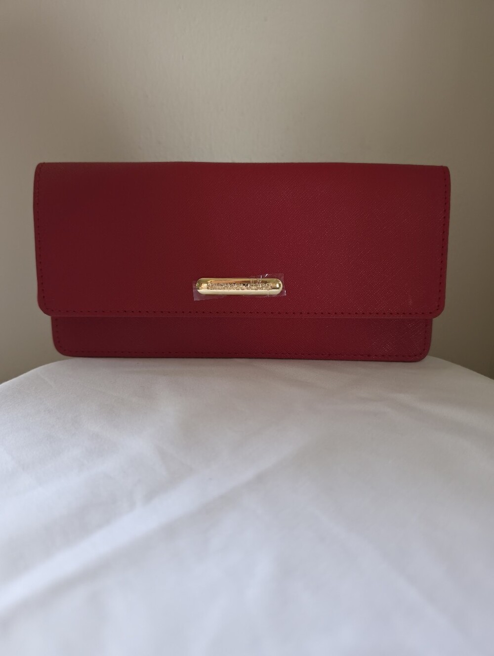 Michael Kors red saffiano leather wallet. Nwot